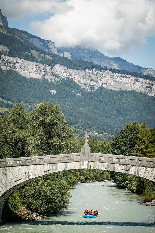 rafting en famille, Session raft, rafting en haute savoie au pays du Mont-Blanc, 74, rafting à chamonix
